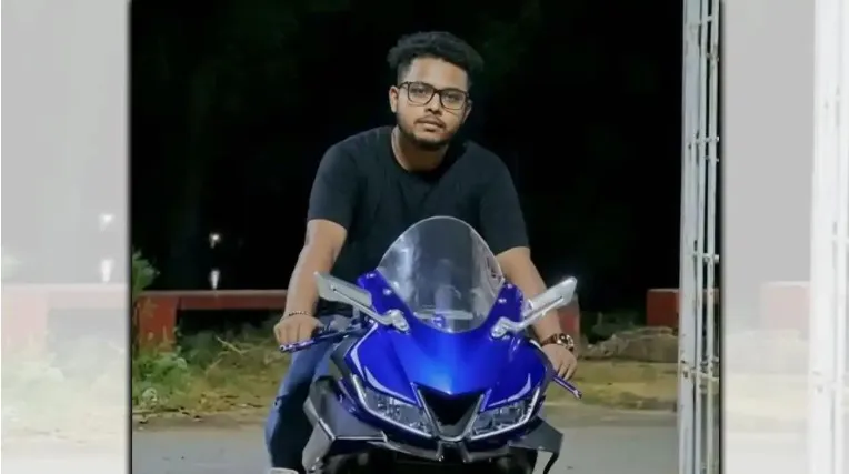 স্ত্রী ও কন্যাকে হত্যার পর নিজেকে শেষ করলেন যুবক